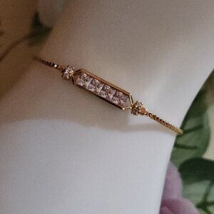 Bella Luce Eterno Yellow Sterling Silver Diamond Simulant Bracelet